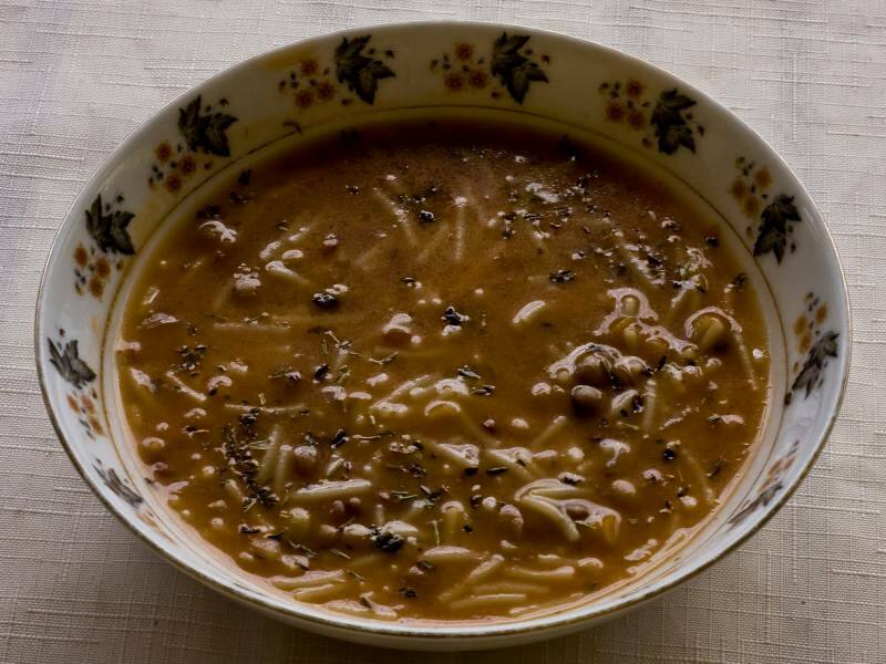 Hur man gör den enklaste tutakç-soppan? Tricks av Tuttak soppa