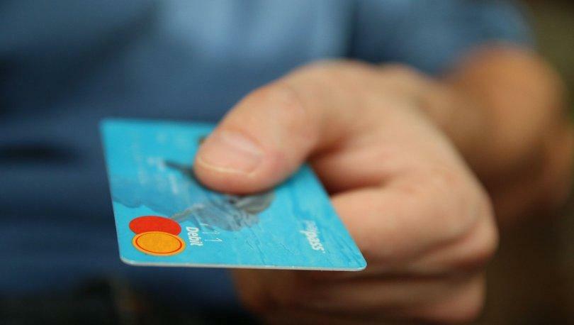 Hur man ansöker om återbetalning av kreditkortsavgift