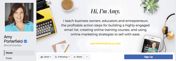 Amy Porterfield har en affärssida som har ett professionellt profilfoto och en försättsblad som lyfter fram de produkter och tjänster som hennes företag erbjuder.