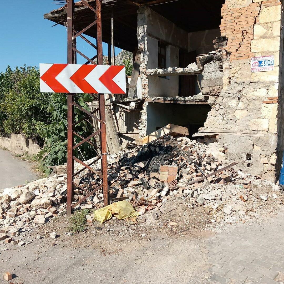 Adana jordbävning