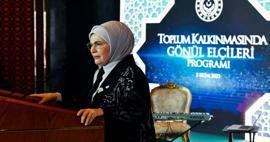 Emine Erdoğan är på programmet för volontärambassadörer i samhällsutveckling!