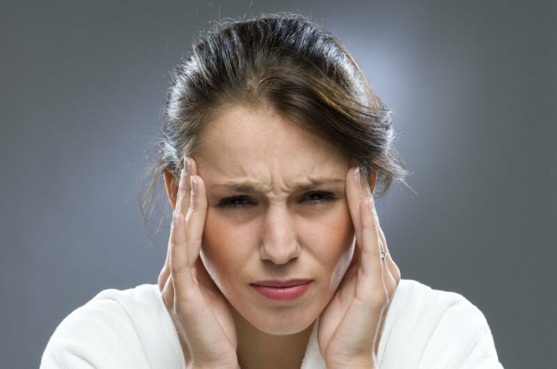 Många situationer kan orsaka huvudvärk.