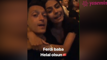 Ferdi far sång från Amine Gülşe och Mesut Özil!