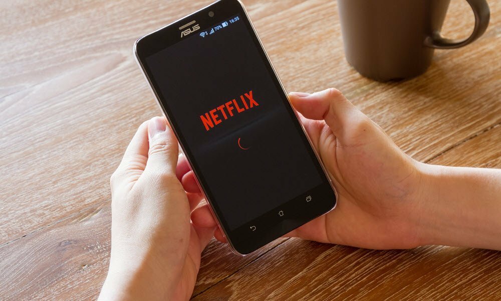 Hur man använder Netflix "Nedladdningar för dig" -funktionen