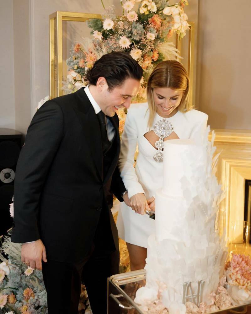 Den första bilden från förlovningen av Hacı Sabancı och Nazlı Kayı, det mest kända sociala paret!