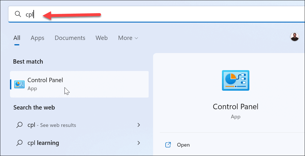 Stäng en bärbar dator och använd en bildskärm på Windows 