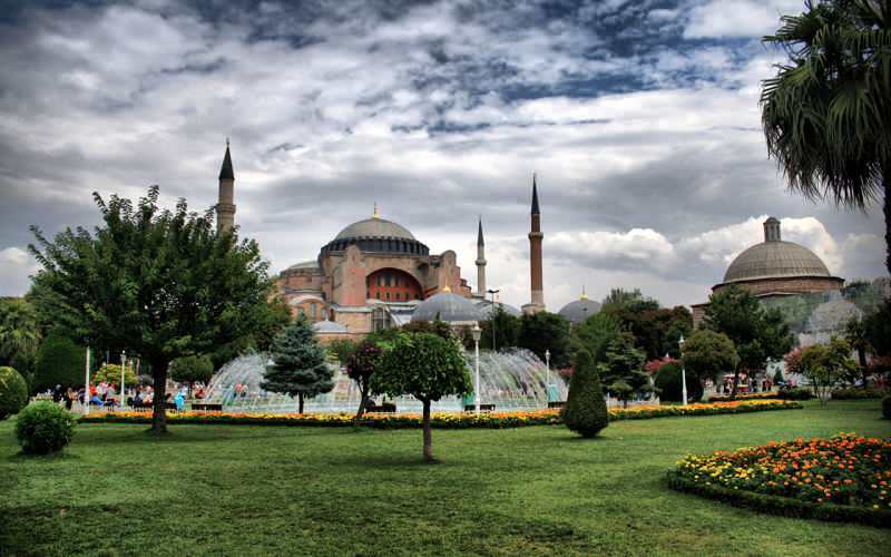 Var är Hagia Sophia-moskén?