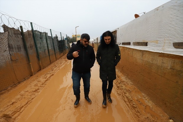 Murat Kekilli besökte flyktingläger i Syrien
