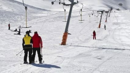 Hur kommer jag till Izmir Bozdag Ski Center? Bozdağ Ski Center detaljerad information