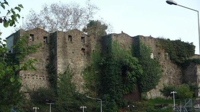 Överraskande händelse i Balıkesir! Han ärvde ett slott från sin farfar som var guvernör i Trabzon