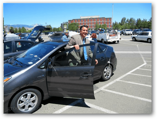 Nevadas guvernör imponerad av Googles förarlösa bilar