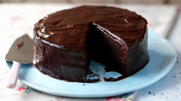 Praktiskt glass tårta recept! Hur man gör en kall kaka?