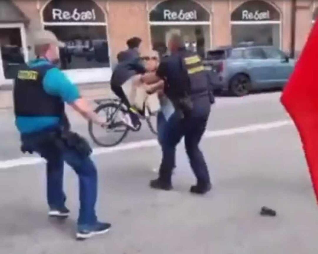 Dansk polis attackerade en kvinna som ville förhindra att Koranen bränns
