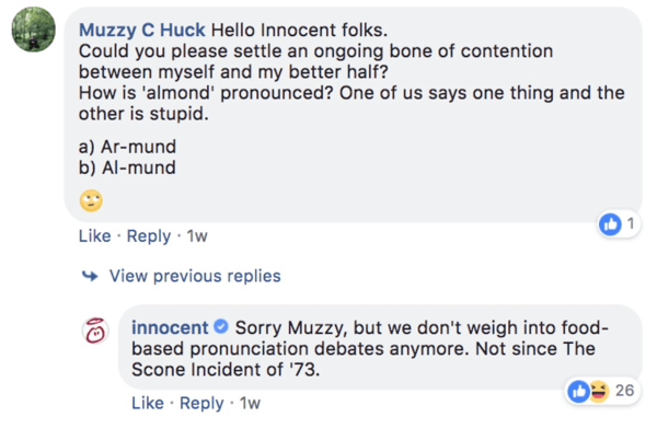 Exempel på Innocent svarar på en kommentarfråga på ett Facebook-inlägg.