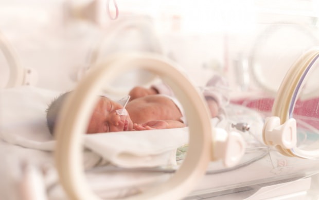 Varför inkuberas nyfödda barn?