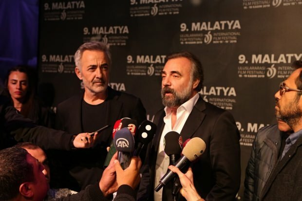 Mehmet Aslantuğ och Oktay Kaynarca