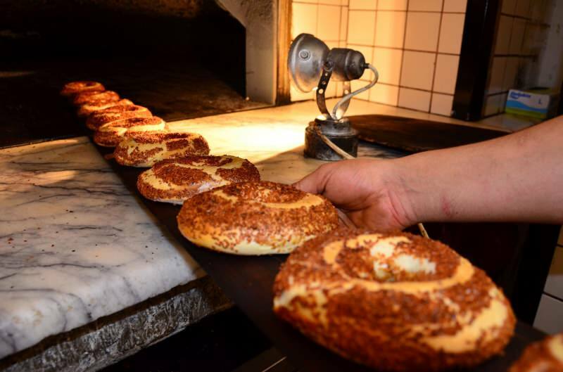 Vad är en basring och hur tillverkas den? Tricks of Manisa style bagel