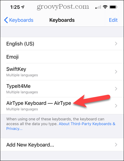 Klicka på AirType-tangentbord i listan över iPhone-tangentbord
