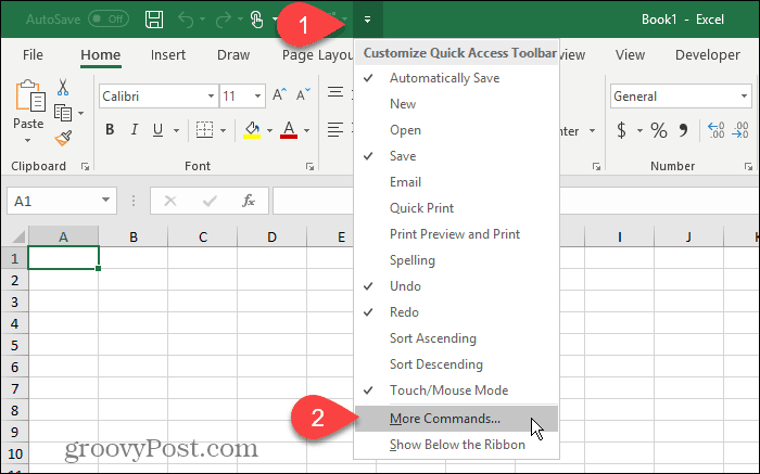 Välj Fler kommandon i verktygsfältet för snabbåtkomst i Excel