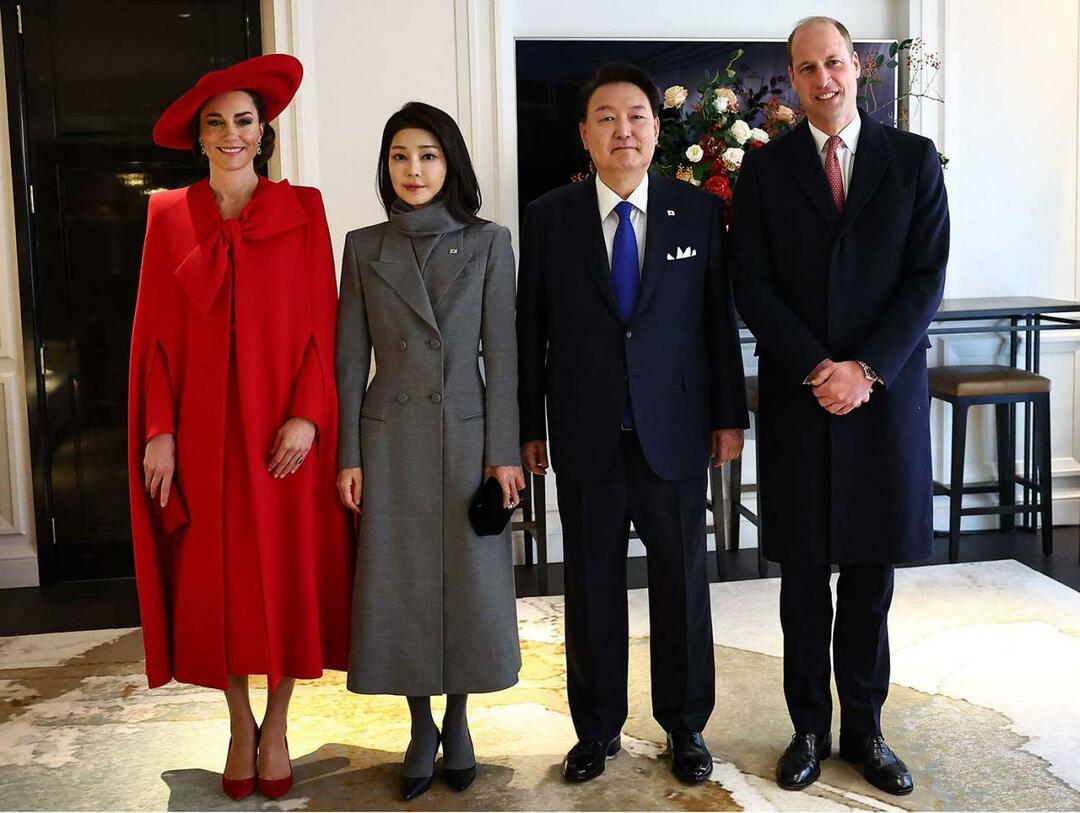 Kate Middleton och prins William med Sydkoreas president Yoon Suk Yeol och hans fru Kim Keon Hee
