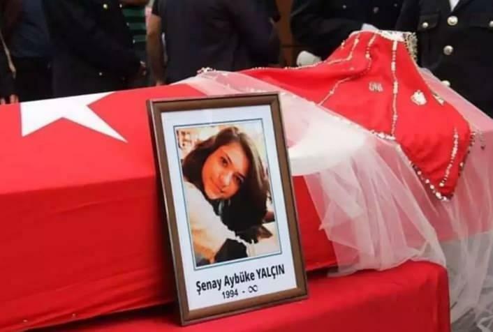 Martyrläraren Şenay Aybüke Yalçın