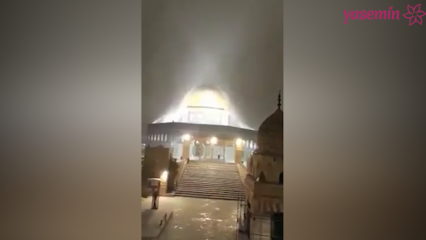 Snö som faller in i Jerusalem förvånad
