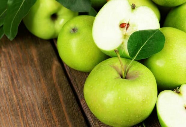 Hur man gör en äppel diet? Ätbart grönt äpple ...