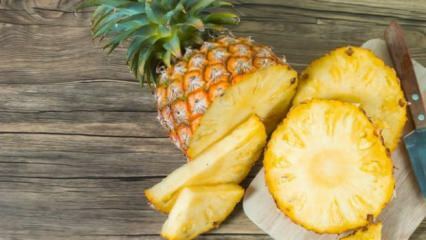 Hur skärs ananas? 
