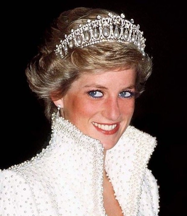 Kate Middleton bar prinsessan Dianas krona