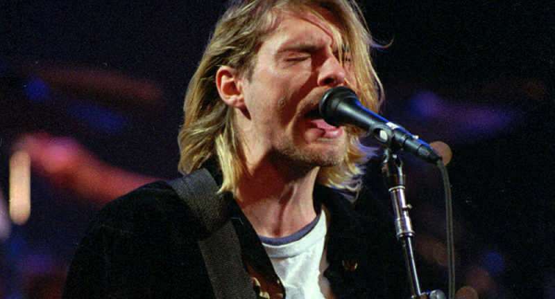 Kurt Cobains hår såldes på auktion