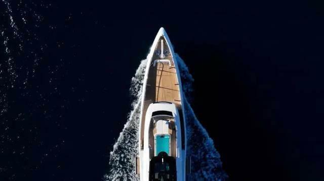 Acun Ilicalis yacht som räknar miljoner dollar