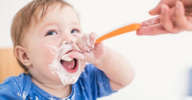 Fördelarna med yoghurt för spädbarn