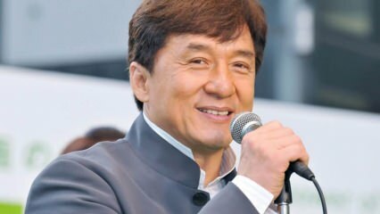 Den berömda skådespelerskan Jackie Chan påstås i karantän från coronavirus! Vem är Jackie Chan?