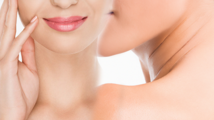 Hur tar man hand om nacken och dekolletområdet? Förnyelse av hals och dekolleté