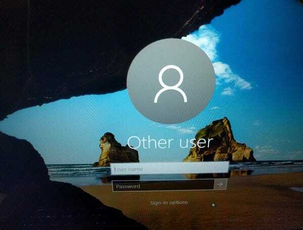 Windows 10 manuell inloggning