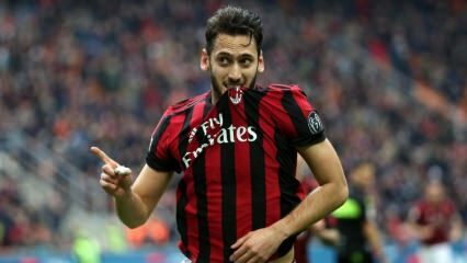 Hakan Çalhanoğlu delade sin dotter för första gången!