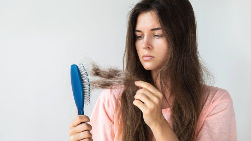 Varför faller håret ut? 3 naturliga blandningar som stoppar håravfall