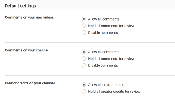 Du kan tillåta alla kommentarer när de skickas eller välja att hålla dem för granskning beroende på dina YouTube-moderationspreferenser.
