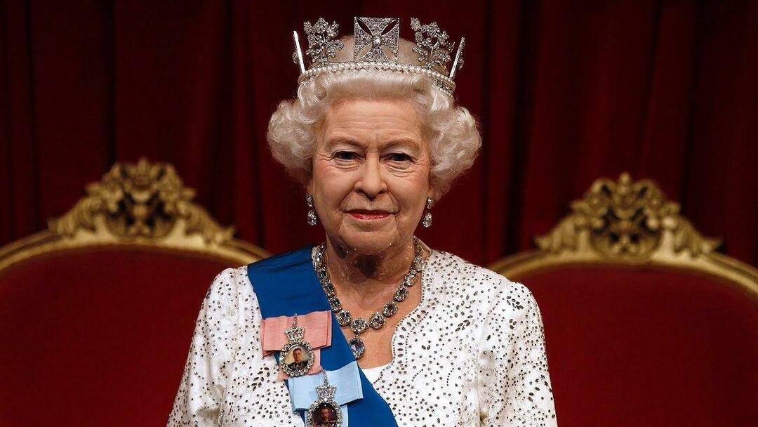 Drottning av England II. Elizabeth