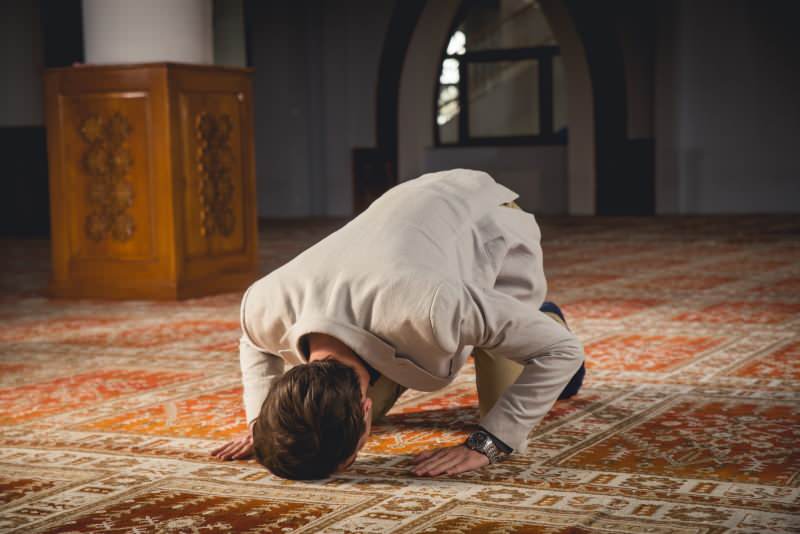 Vad är en kamat, hur kan jag ta med den i bön? Kamet bön i arabiska uttal
