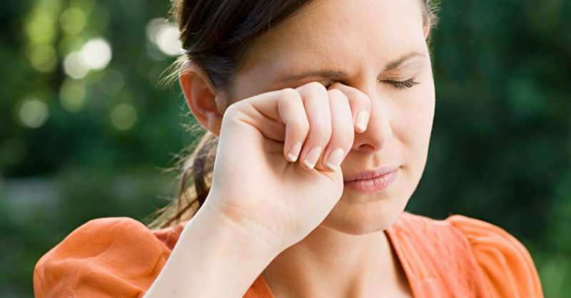 Vad orsakar ögonfeber? Vilka är symtomen på ögonfeber? Hur behandlas ögonfeber?