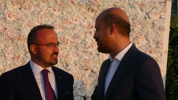 AK Party Group Vice President Bülent Turan och Bilal Erdoğan